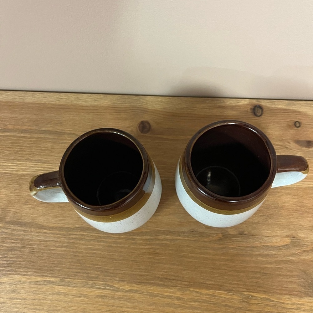 Vintage Brown and Cream Ceramic Mugs - Picture 2 of 3